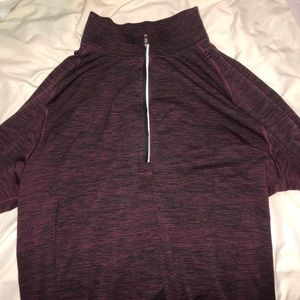 LIKE NEW men’s lulu pullover